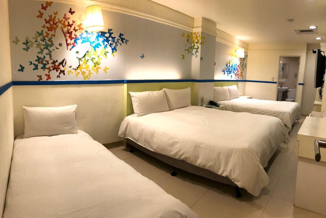 Kiwi Express Hotel - Zhong Zheng Branch Taichung Exterior photo